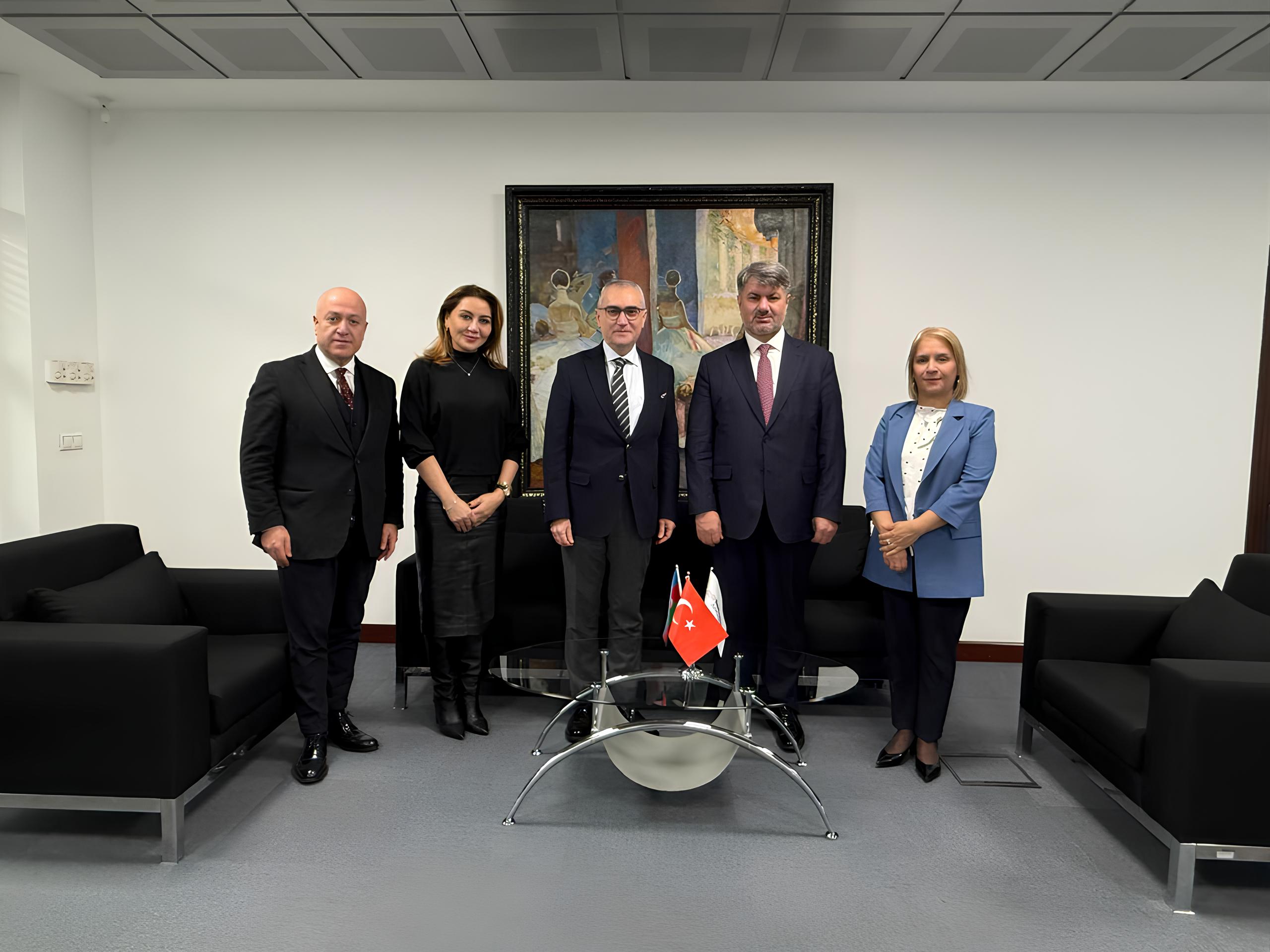 Yapı Kredi Bank Azərbaycan QSC-nin ofisi ziyarət edilib.